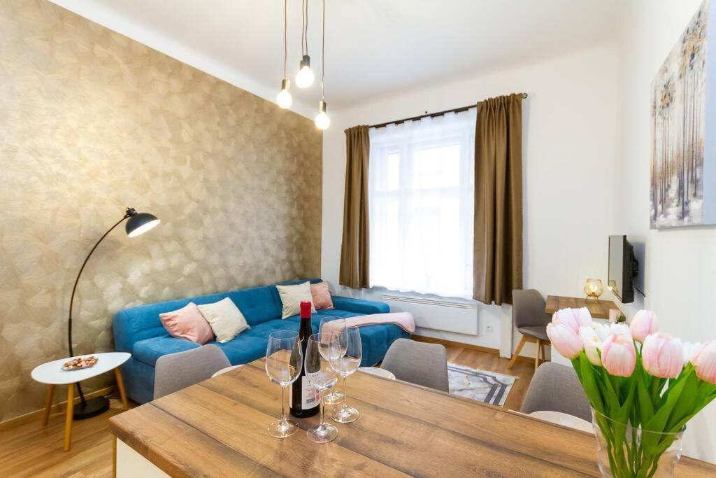 Luxe Haven On Lonyay By Newave * Budapeste