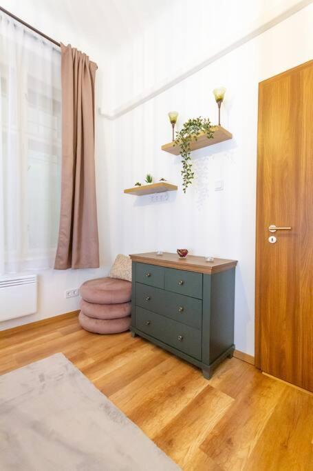 Apartamento Luxe Haven On Lonyay By Newave Budapeste